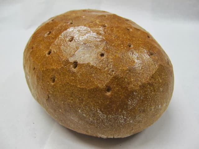 https://a.storyblok.com/f/224316/2816x2112/eccc01ff45/bauernbrot2404.jpg